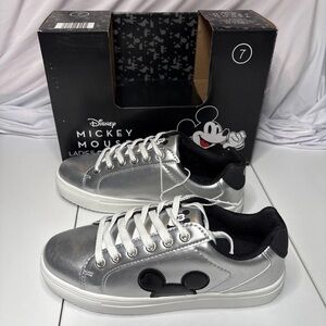 Disney Mickey Mouse Silver Low-Top Sneakers women’s size 7